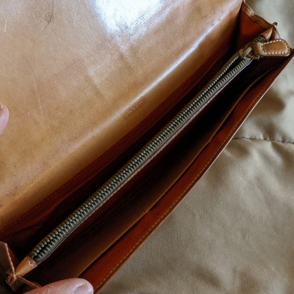 Wallet - Picture 2 of 3